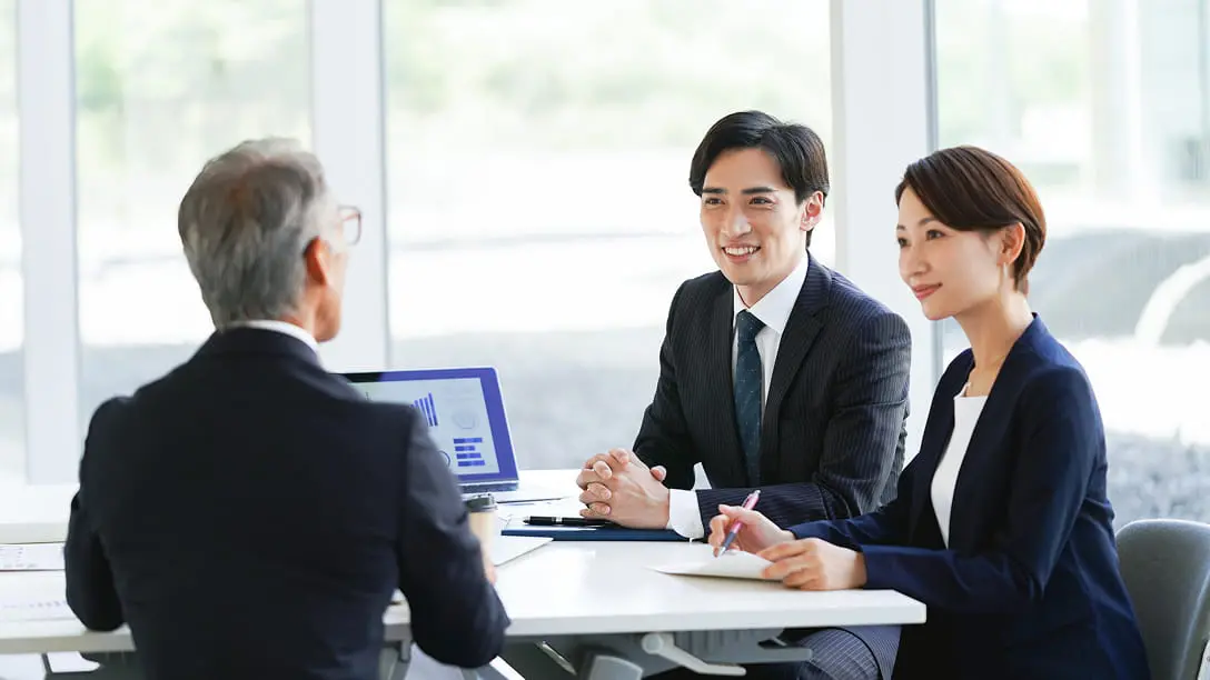 法人税務の相談風景